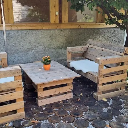 Grajski Oddih Chalet Cerklje na Gorenjskem