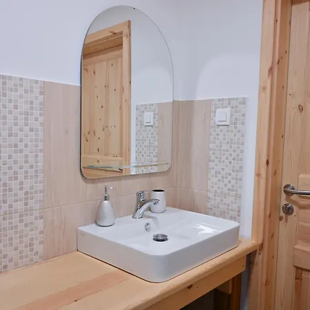 Grajski Oddih Chalet Cerklje na Gorenjskem